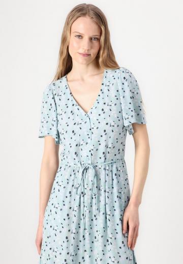 Летнее платье