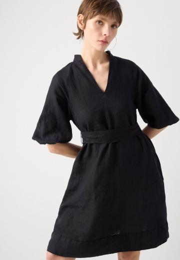 Короткое платье