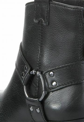 Ковбойские сапоги