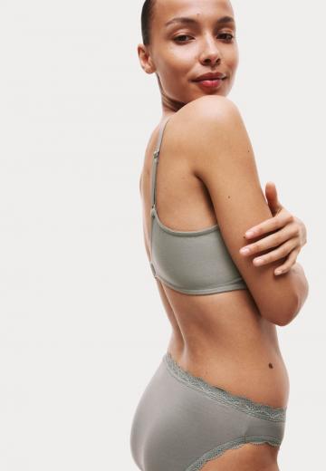 Бюстгальтер на косточках