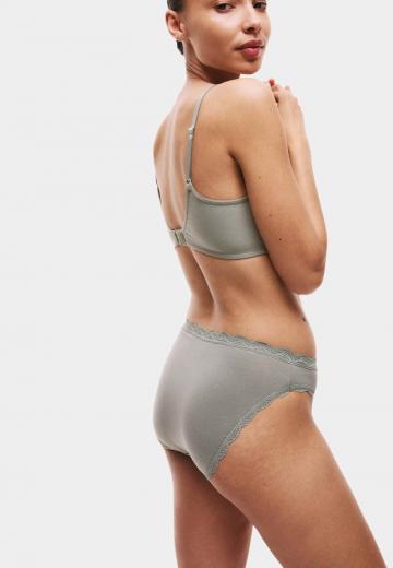 Бюстгальтер на косточках