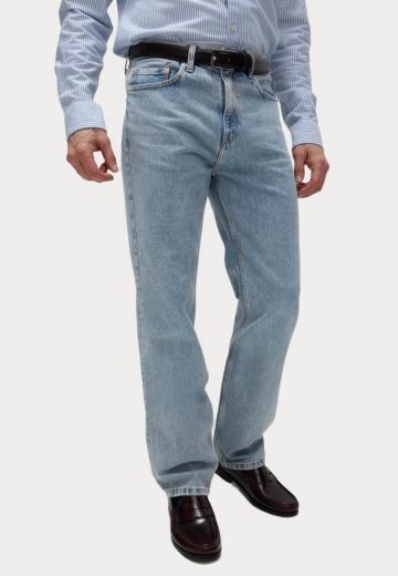 Прямые джинсы