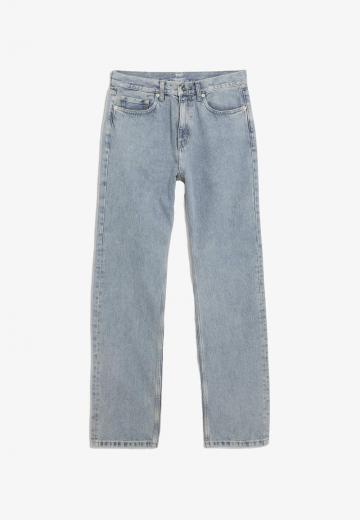 Прямые джинсы