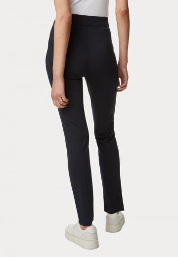 Узкие брюки