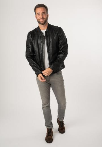Кожаная куртка