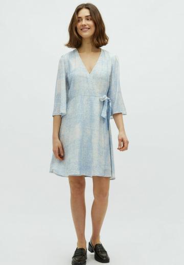 Короткое платье