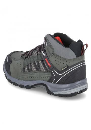 Походные ботинки