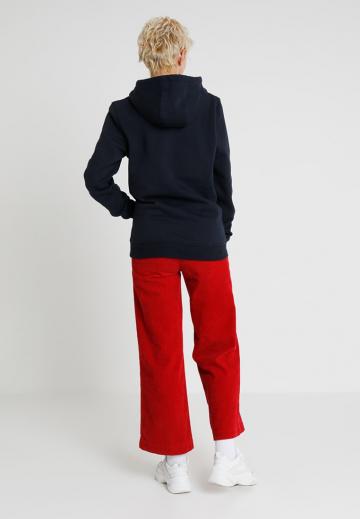 Пуловер с капюшоном