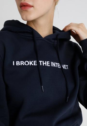 Пуловер с капюшоном