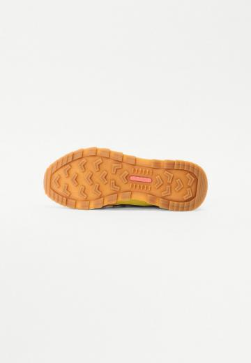 Походная обувь