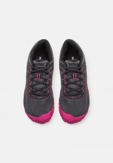 Беговые кроссовки