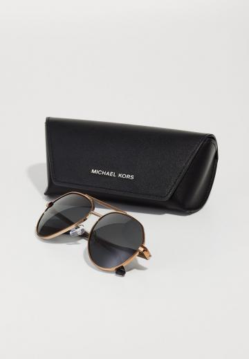 Солнечные очки