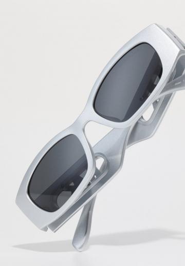 Солнечные очки