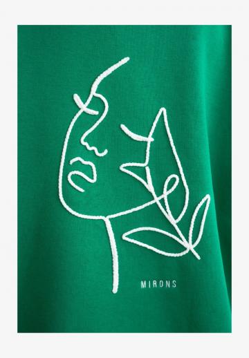 Пуловер с капюшоном