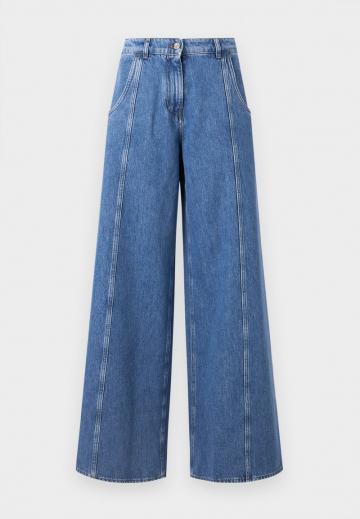 Джинсы бойфренда