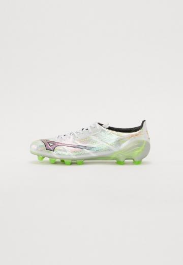 Футбольные бутсы