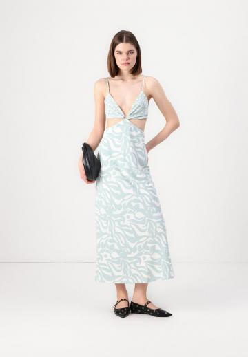 Пляжное платье