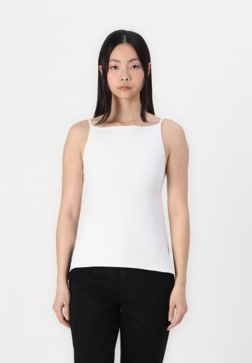 Топ на бретельках