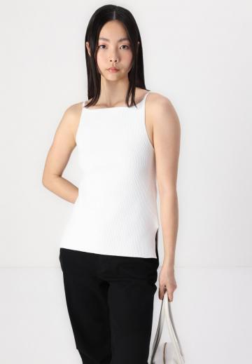 Топ на бретельках