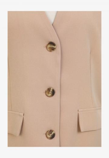 Длинный жилет