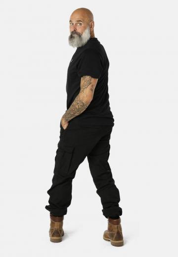 Брюки с накладными карманами