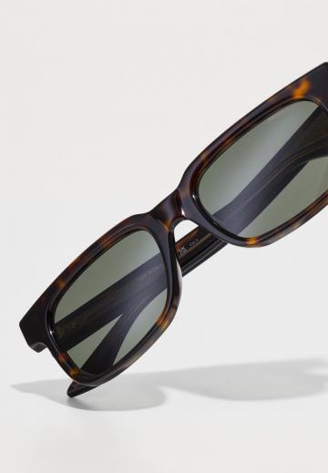 Солнечные очки