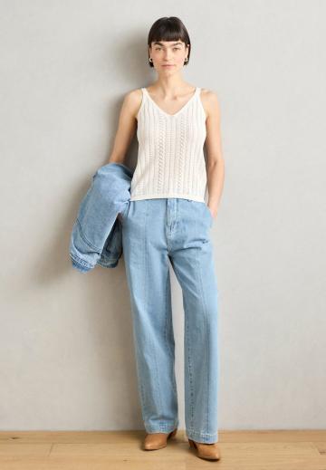 Топ на бретельках