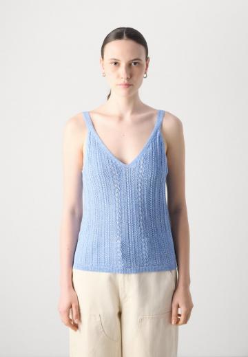 Топ на бретельках