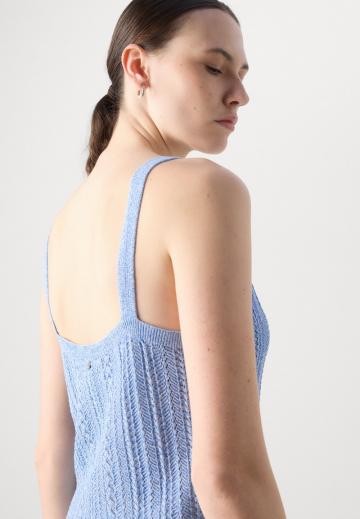 Топ на бретельках