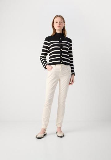 Узкие брюки