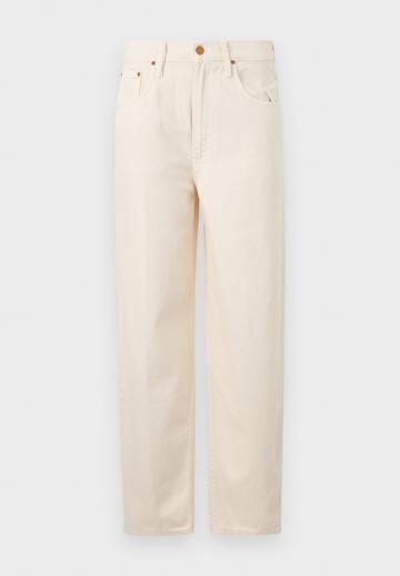 Джинсы бойфренда