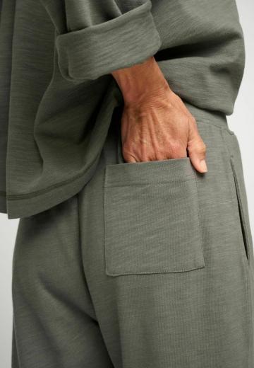 Спортивные штаны