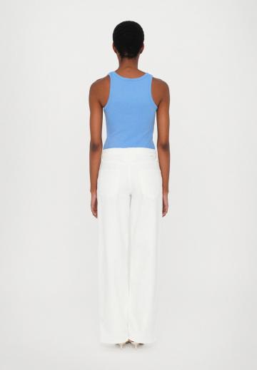 Джинсы бойфренда