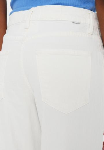 Джинсы бойфренда