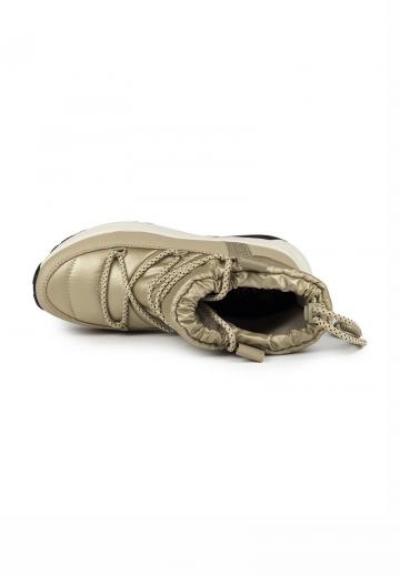 Зимние ботинки