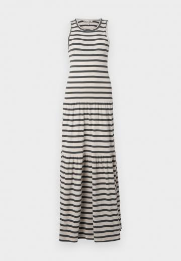 Пляжное платье