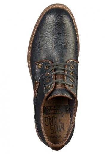 Ботинки на шнуровке