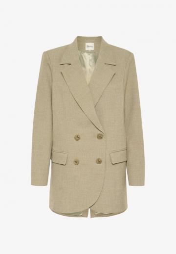 Блейзер с накладными карманами