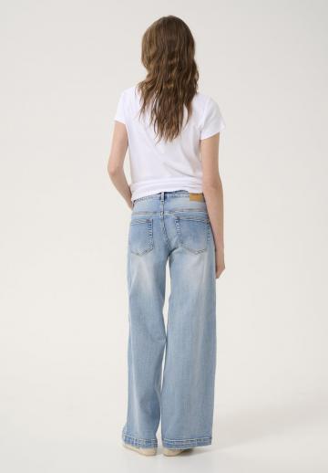 Клешеные джинсы