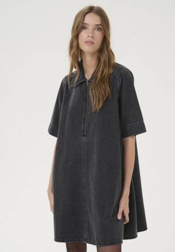 Джинсовое платье