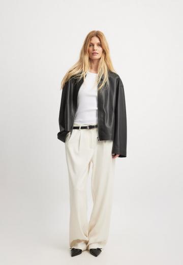 Кожаная куртка