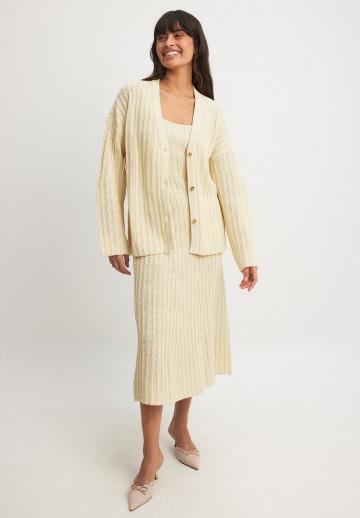 Вязаное платье