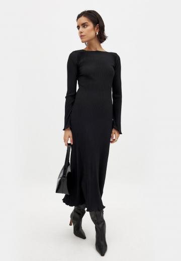 Платье футляр