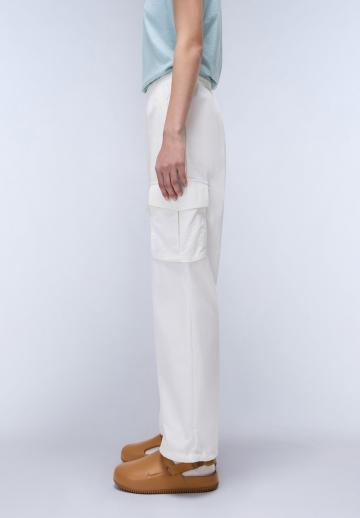 Брюки с накладными карманами