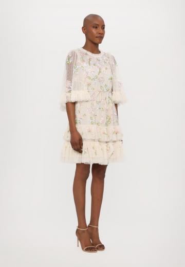 Короткое платье