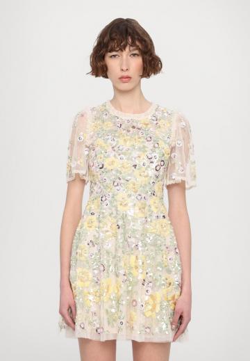 Летнее платье