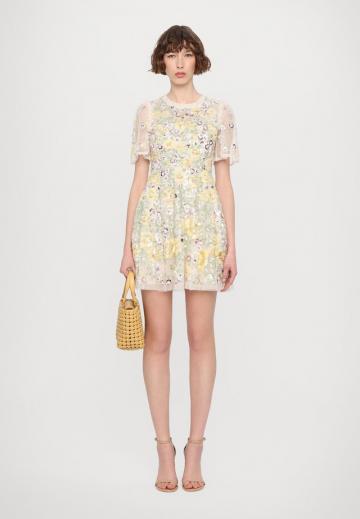 Летнее платье