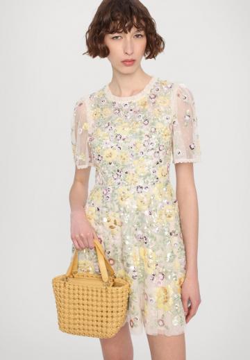 Летнее платье