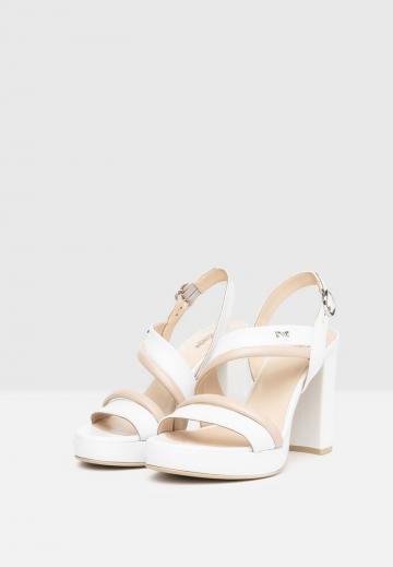 Босоножки на платформе