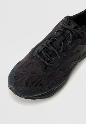 Беговые кроссовки